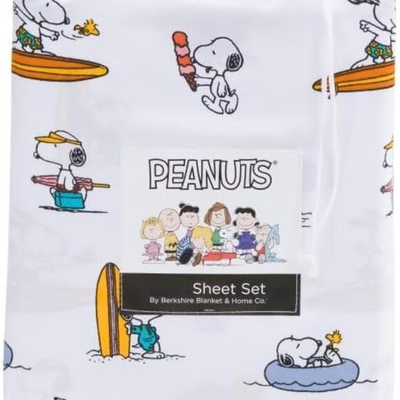 Peanuts Snoopy Summer Beach Queen Size Sheet Set (surfing tubing ice cream) - Picture 1 of 1